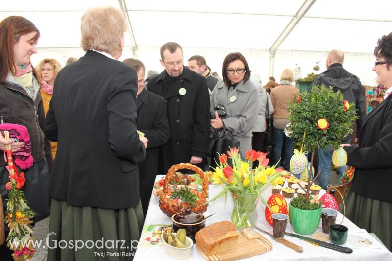 Stoły KGW - XVI Spotkania Tradycji Wielkanocnych Ziemi Kłodzkiej