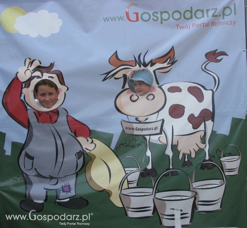 Gospodarz i Krówka znajdź swoje zdjęcie z targów Opolagra 2011 - Sobota-Niedziela