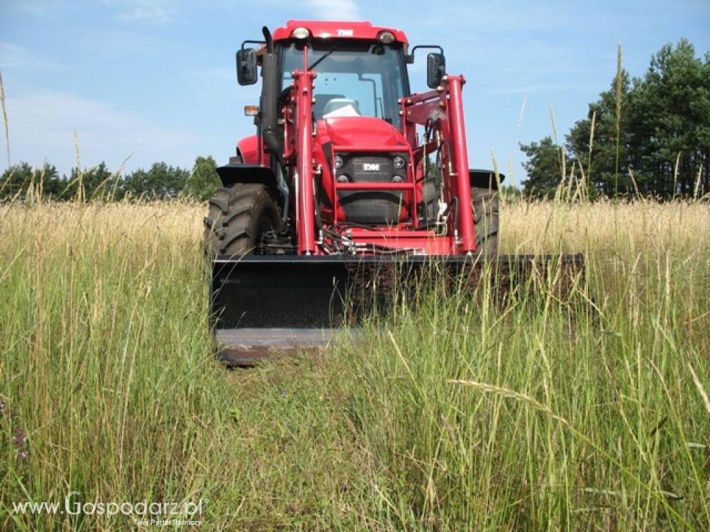 NOWY CIĄGNIK ROLNICZY TYM T 1003 Z ŁADOWACZEM 5