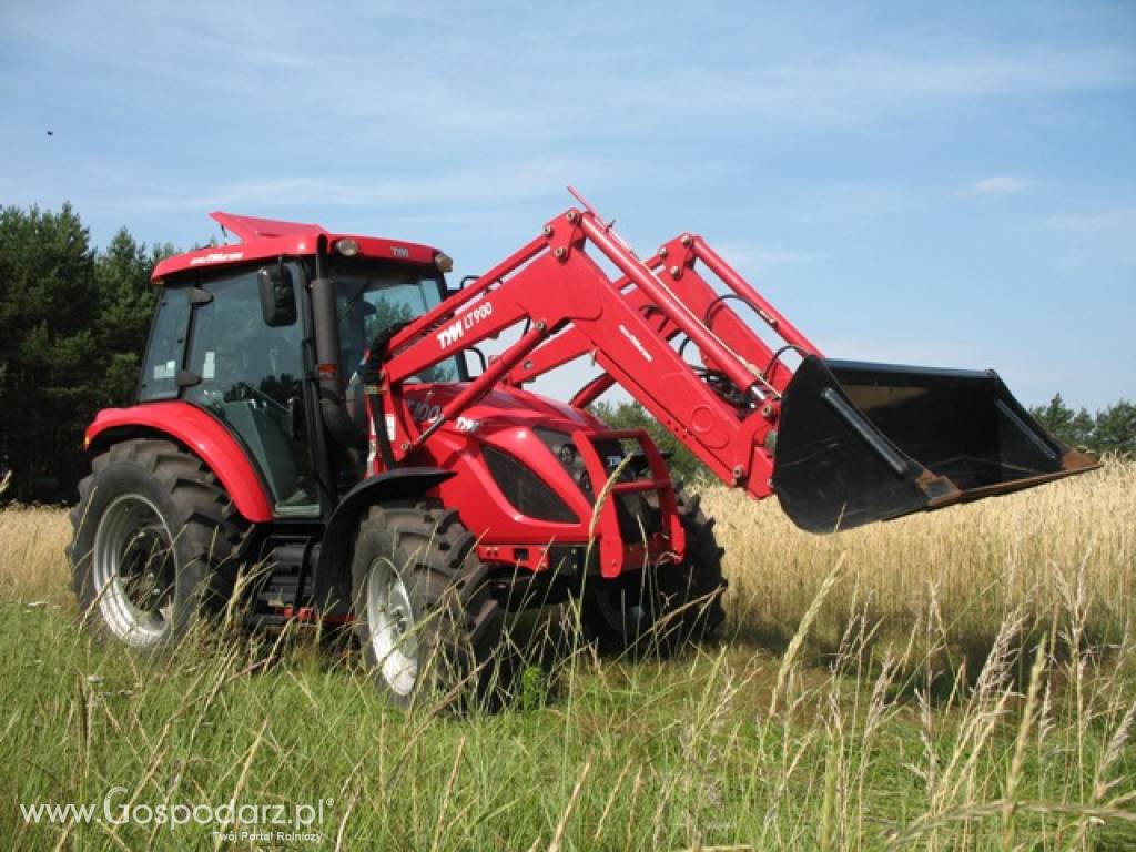 NOWY CIĄGNIK ROLNICZY TYM T 1003 Z ŁADOWACZEM