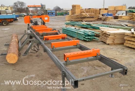 Trak taśmowy z pełną hydrauliką